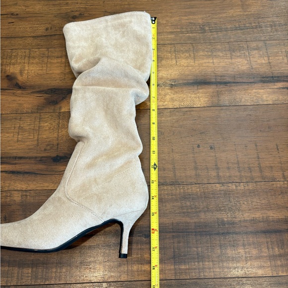 Women’s faux suede boots pointed toe Taupe small heel EU 35 US 5 NEW - Picture 4 of 5